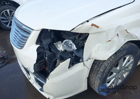 2012 Chrysler Town & Country Touring-L from USA, damaged, VIN 2C4RC1CG5CR376748